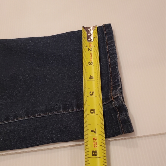 JM Collection Comfort Stretch Waist Straight leg Jeans size 8 - Picture 7 of 16